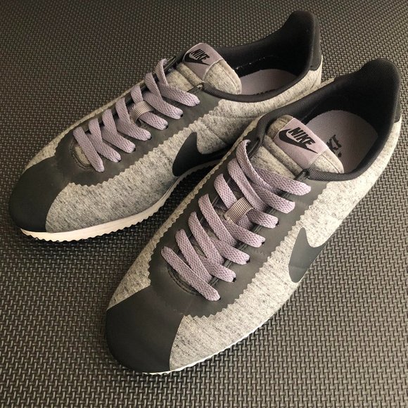 cortez nike tech fleece